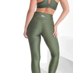 Booty by Brabants chrome leggings and bra set Agave